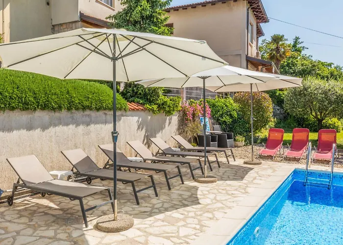 Apartment Lucija By Interhome